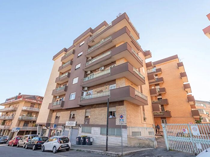 Appartamento trilocale in vendita in Via Giuseppe Mazzini, Monterotondo