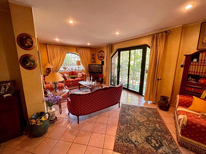 Casa con 5 locali in vendita in Via Sacerdote Domenico Martire Mendicino, Mendicino