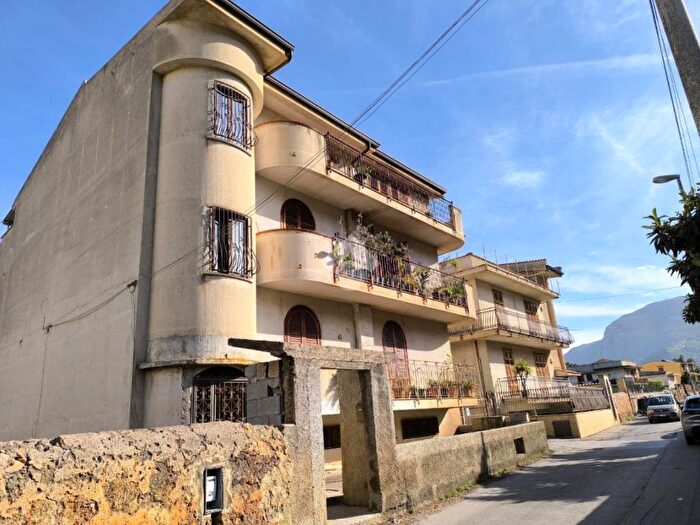 Appartamento quadrilocale in affitto in Via ciaculli, Ciaculli, Palermo