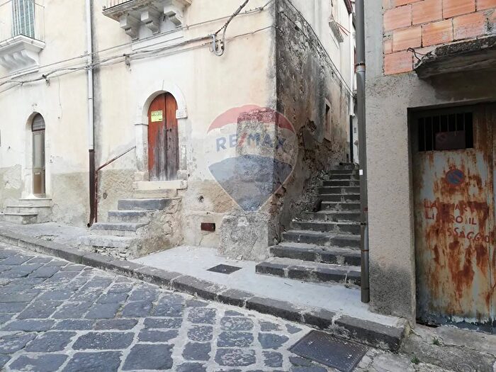 Appartamento monolocale in vendita in Giarratana