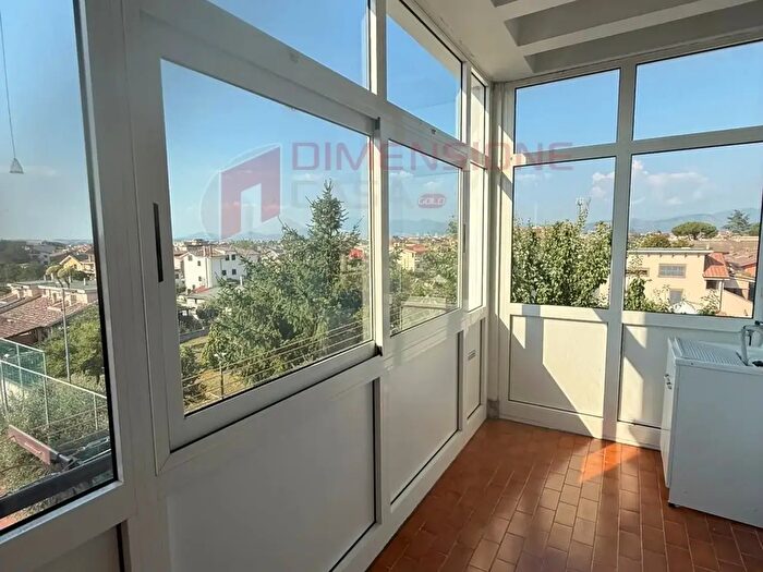 Appartamento trilocale in vendita in Via Padre Angelo Cerbara, Roma
