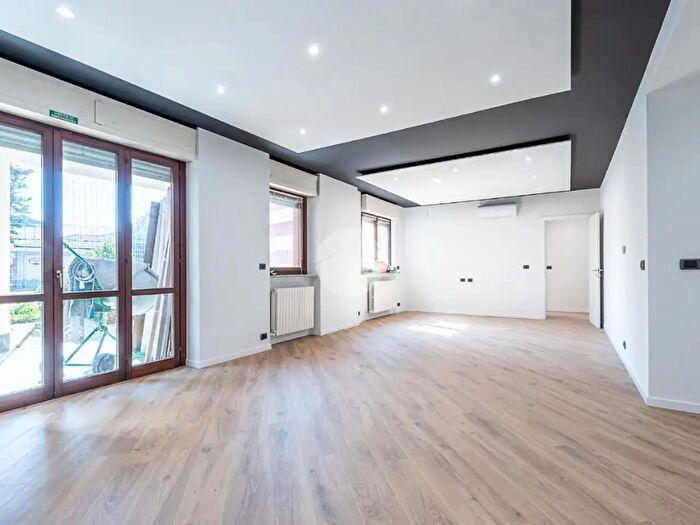 Appartamento con 5 locali in vendita in Corso Francia, Collegno