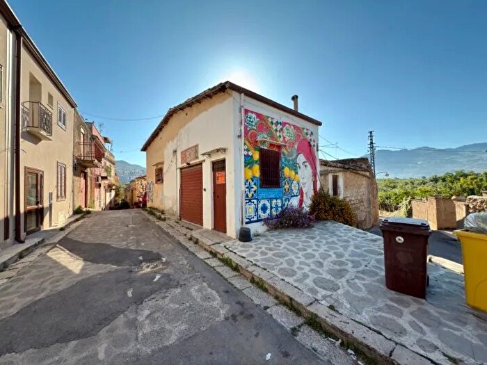 Casa quadrilocale in vendita in Partinico Borgo Parrini, Partinico