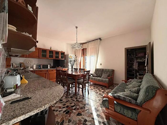 Appartamento con 5 locali in vendita in Verdi, Vinci