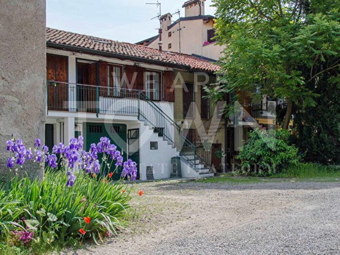 Appartamento bilocale in affitto in Via Fratelli Morelli, Figino, Milano