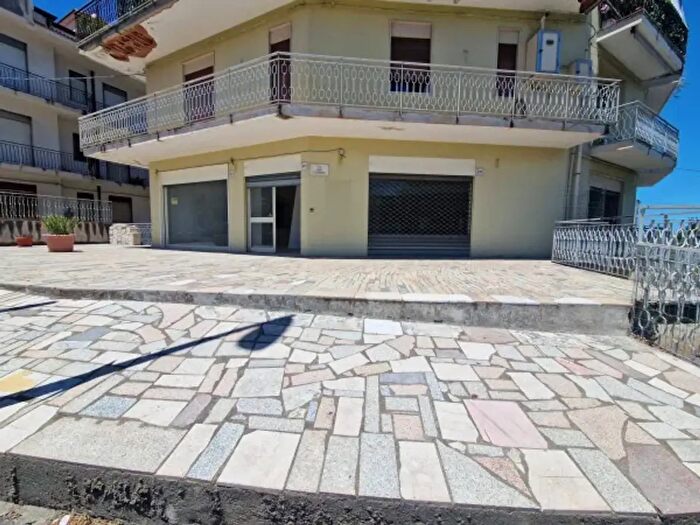 Appartamento quadrilocale in vendita in Via John Fitzgerald Kennedy, Barcellona Pozzo Di Gotto