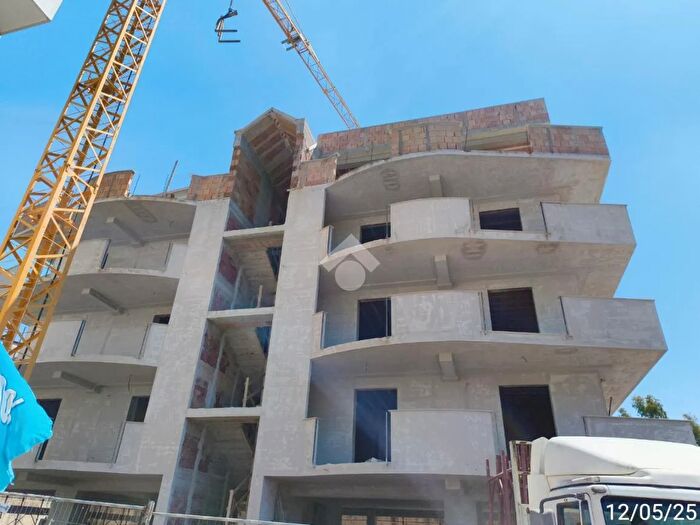 Appartamento quadrilocale in vendita in Viale Vincenzo Gallicola, Caserta