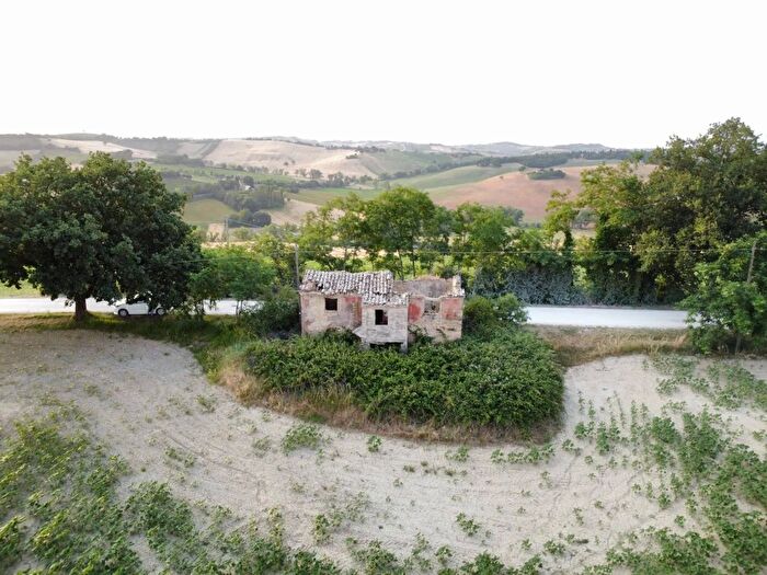 Casa trilocale in vendita in Indirizzo Via Pellucca, Filottrano