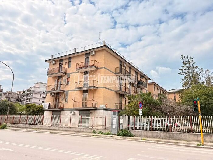 Appartamento trilocale in vendita in Viale Giotto, Foggia