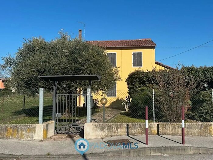 Casa bilocale in vendita in Via Fiorita, Cadoneghe