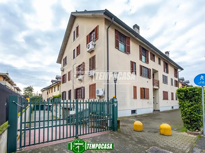 Case in Vendita e in Affitto - 3