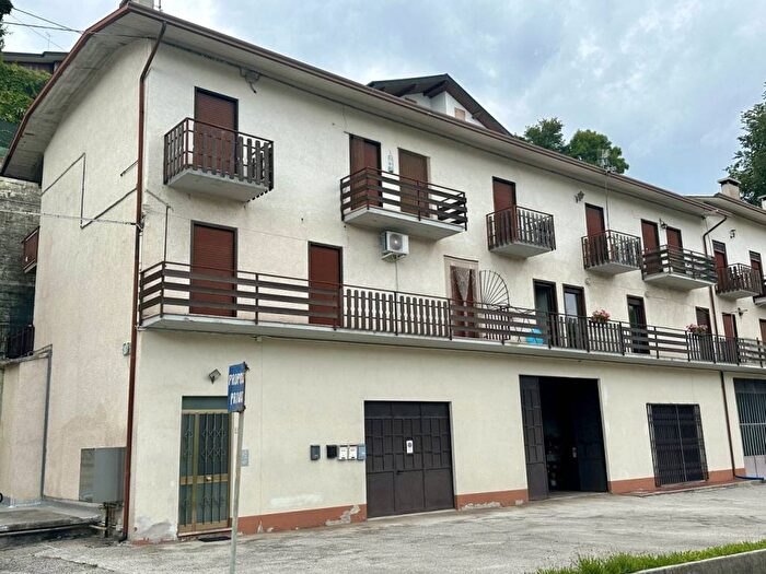 Appartamento trilocale in affitto in Via Scocca, Conco, Lusiana Conco