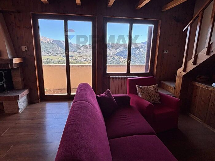 Appartamento con 5 locali in vendita in Piazzale della Magnola Funivia, Ovindoli