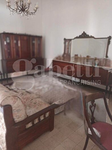 Casa quadrilocale in vendita in Via Empedocle Snc, Acireale