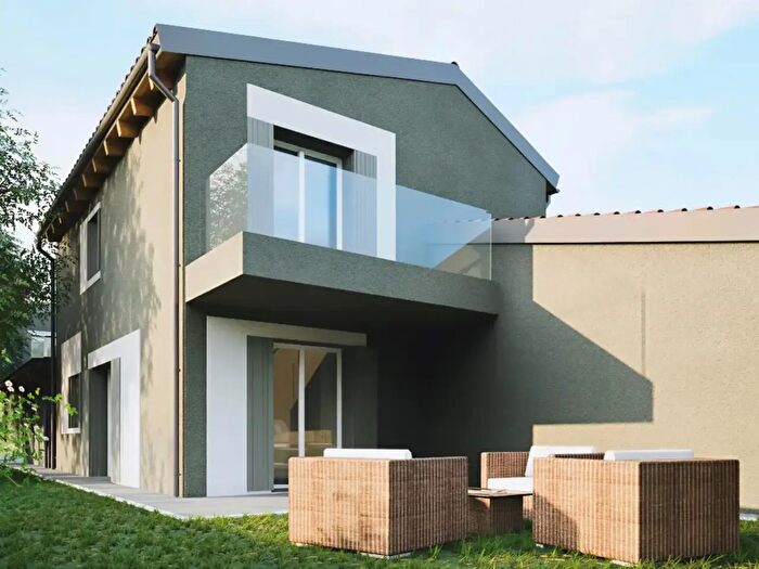 Casa con 7 locali in vendita in Via Don d Marchesi a, Valsamoggia