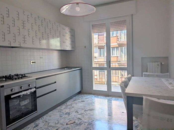 Appartamento quadrilocale in affitto in Santa Rita, Padova