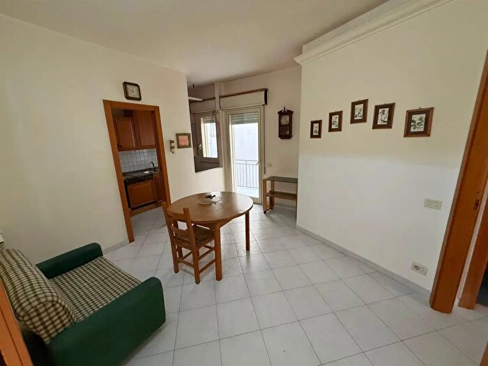 Appartamento con 8 locali in vendita in Via Mazzini, Marsala