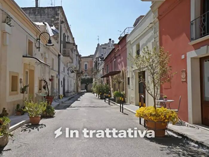 Appartamento quadrilocale in vendita in Vico II Emanuele Duni, Matera