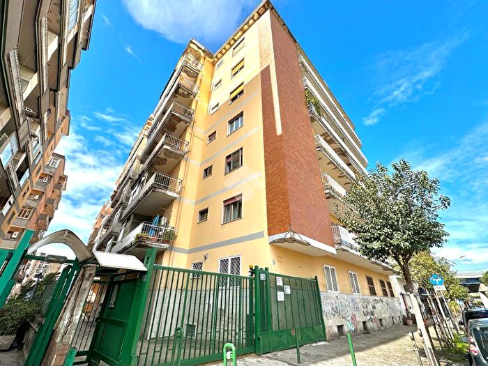 Appartamento trilocale in vendita in Via San Martino, San Giorgio A Cremano