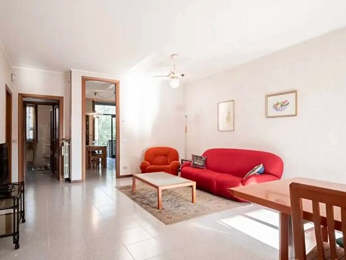 Appartamento trilocale in vendita in Via Gaetano Salvemini, Milano