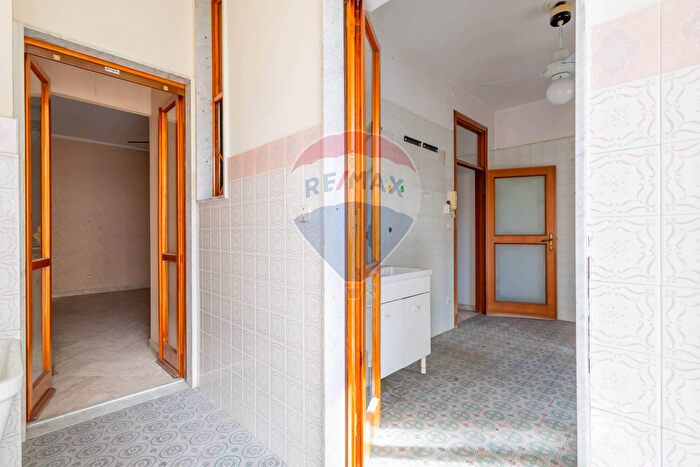 Appartamento trilocale in vendita in Via Principe Amedeo, Bari