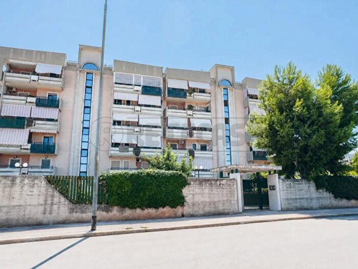 Appartamento quadrilocale in vendita in Via Vecchia Corato, Bisceglie