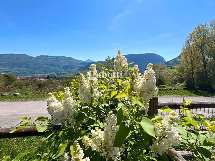 Appartamento trilocale in vendita in Frazione Cavaione, Bleggio Superiore