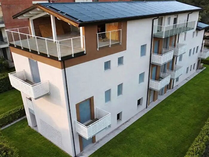 Appartamento quadrilocale in vendita in Via Fonte dei Lavatoi, Perugia