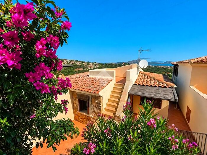 Appartamento trilocale in vendita in Via Marghine, Loiri Porto San Paolo