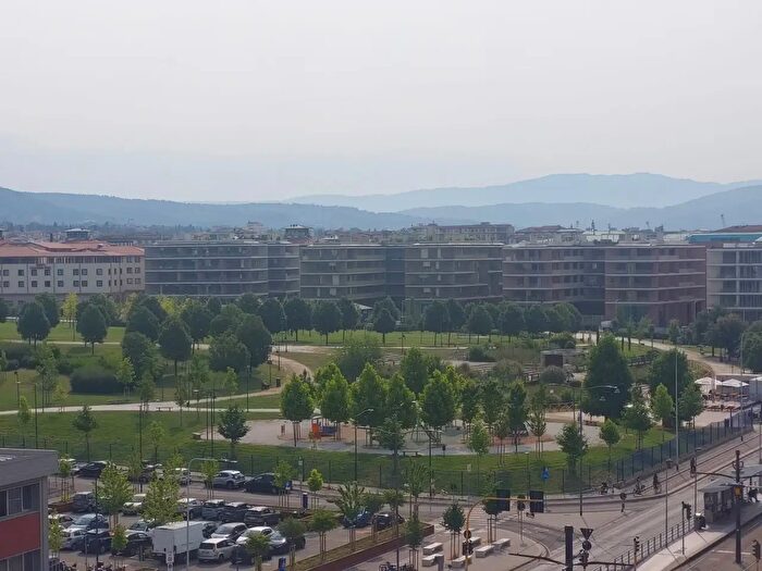 Appartamento trilocale in vendita in Via Mario Ulivelli, Firenze
