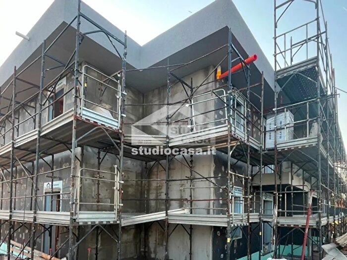 Appartamento quadrilocale in vendita in Piazza Libertà, Stezzano
