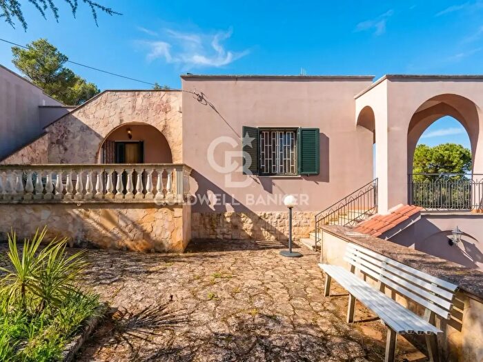 Casa con 5 locali in vendita in Viale dei Castagni, Fasano