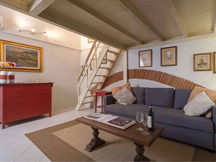 Appartamento monolocale in affitto in Via dei Vellutini, Ponte Vecchio Pitti, Firenze