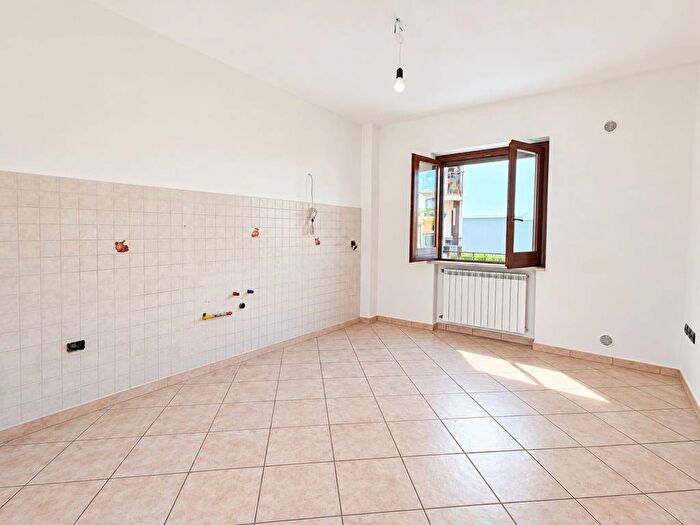 Appartamento quadrilocale in affitto in Via Nunziale Sant'Antonio, TrentolaDucenta