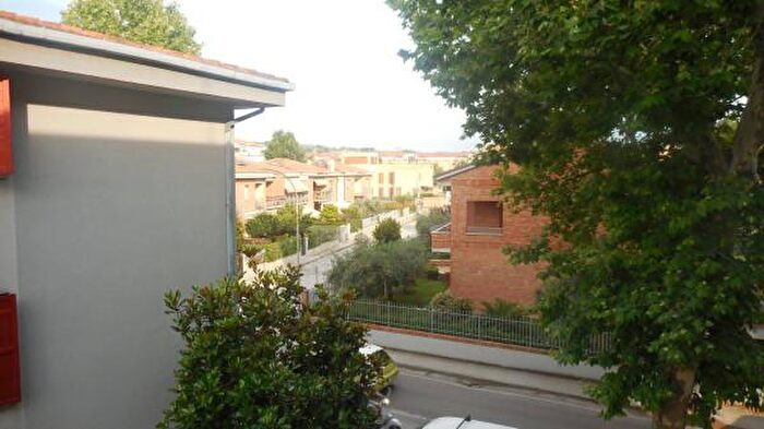 Appartamento con 6 locali in vendita in Via Ferdinando Magellano, Falconara Marittima