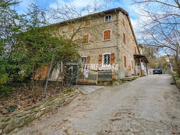 Casa quadrilocale in vendita in La Ca di Fagiano, Viano