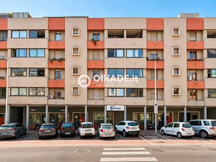 Appartamento con 6 locali in vendita in Viale Sant'Avendrace, Cagliari