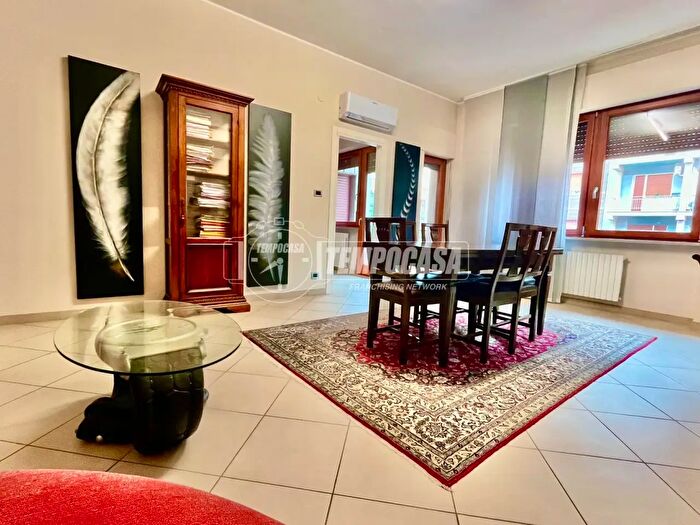 Appartamento quadrilocale in vendita in Corso Vittorio Emanuele II, Pescara