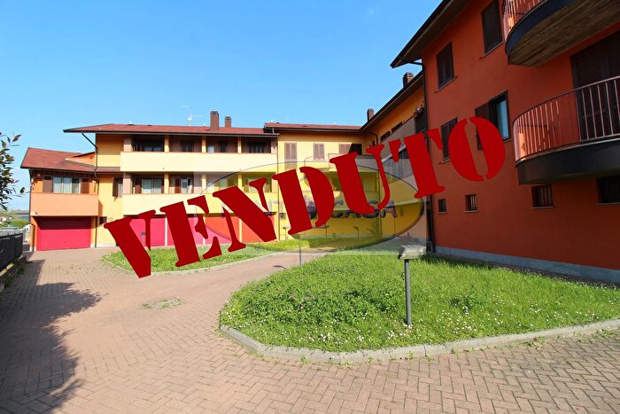 Appartamento bilocale in vendita in Via San Pio da Pietrelcina, Massalengo