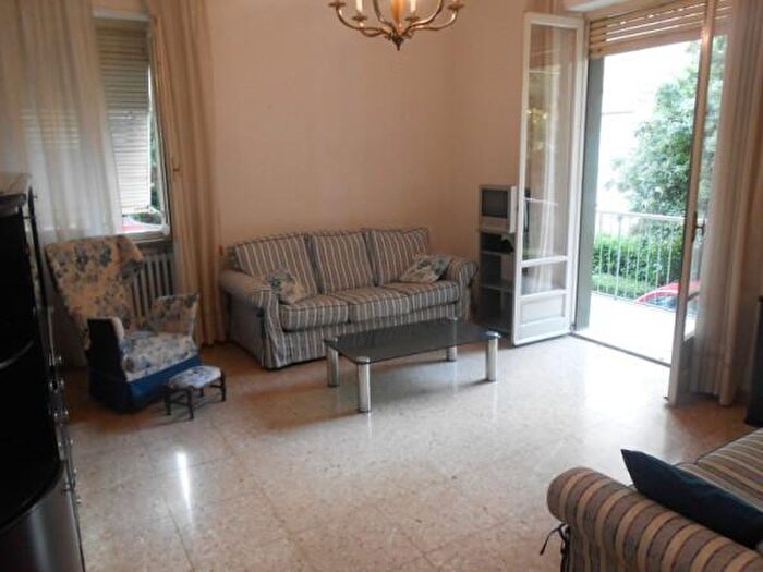 Appartamento con 6 locali in vendita in Via Montegrappa, Jesi