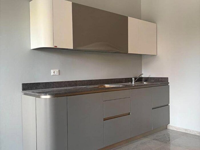 Appartamento quadrilocale in affitto in Via Goito, Centro, Grugliasco