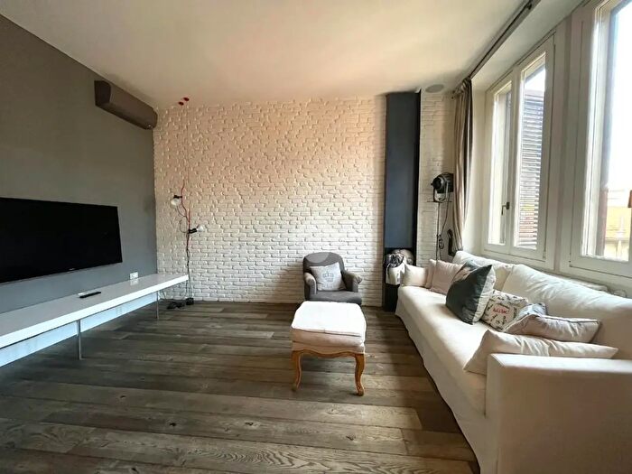 Appartamento bilocale in affitto in Via Garigliano, Milano