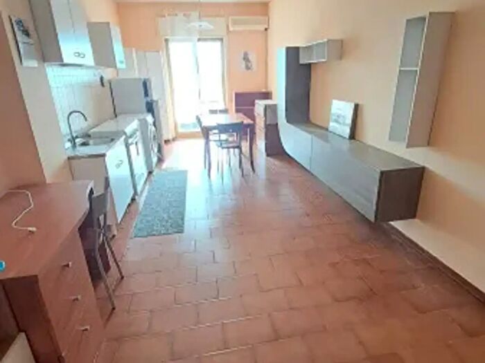 Appartamento monolocale in affitto in Viale Tommaso Campanella, Catanzaro