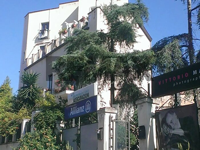 Appartamento con 6 locali in vendita in Via Duca degli Abruzzi, Catania