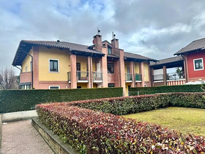 Appartamento con 5 locali in vendita in Via Torino, Givoletto