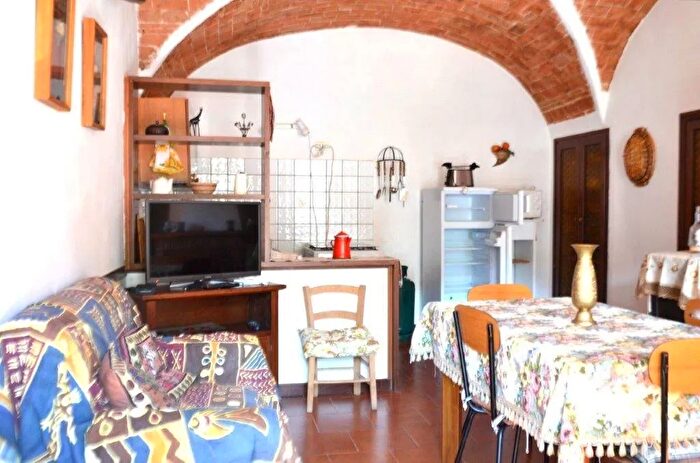 Appartamento trilocale in affitto in Via Arano, Rocca Di Mezzo