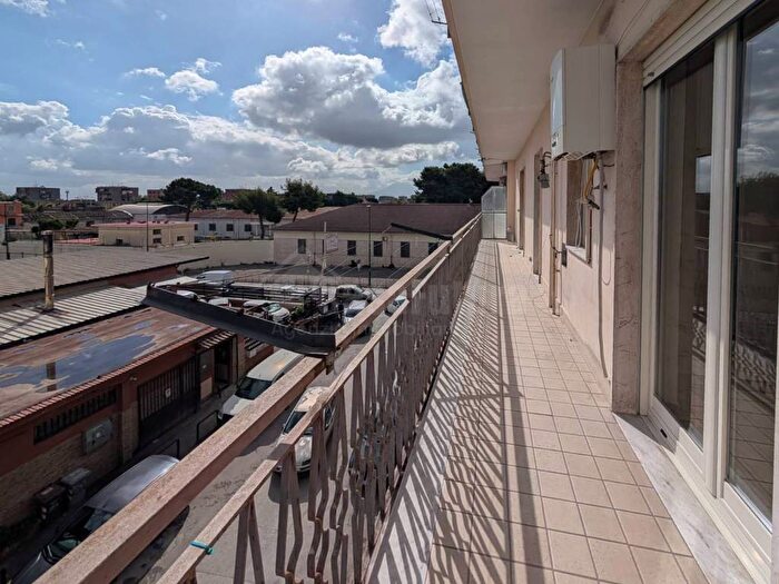 Appartamento bilocale in affitto in Traversa Quarta Limitone di Arzano, Scampia, Napoli