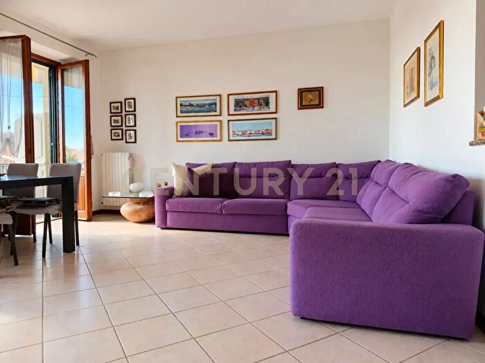 Appartamento con 7 locali in vendita in Via XVIII Giugno, Abbadia San Salvatore