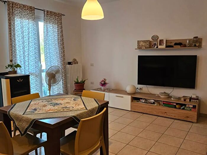 Appartamento quadrilocale in vendita in Via Salvamaggio, Colli al Metauro