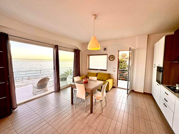 Casa con 5 locali in vendita in Lungomare delle Anticaglie Santa Croce Camerina, Santa Croce Camerina